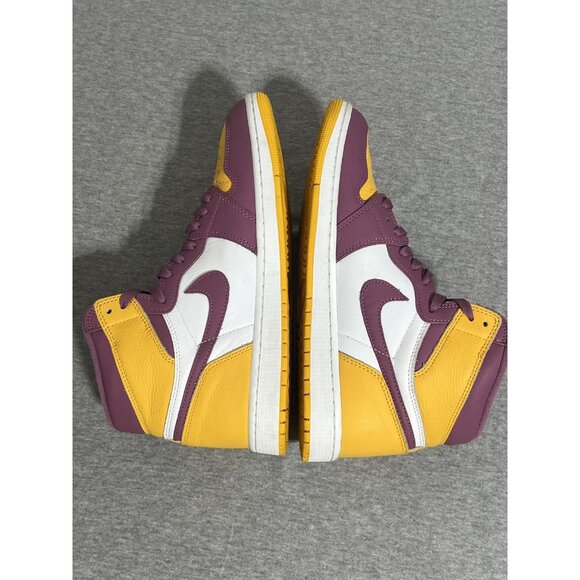 Air Jordan 1 Retro High OG Shoes Mens Size 11 Lakers 555088-706 - Picture 11 of 16